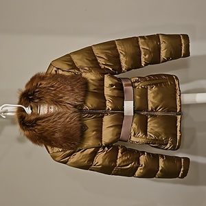 Original khaki/brown PRADA down padding with fur collar